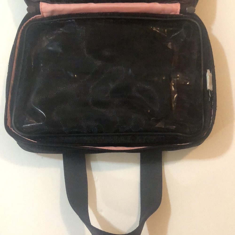 NEW Mary Kay travel tote - Picture 6 of 7